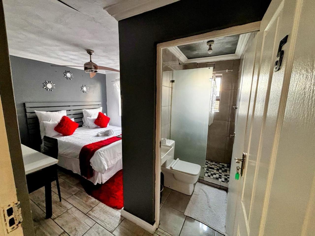 On Wynne Guest house